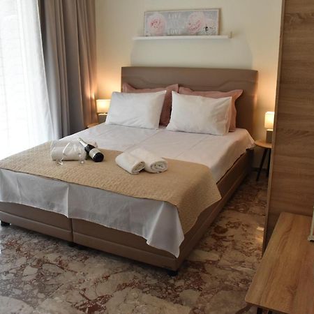 Chrysafenia & Leandros Downtown Apartment Kavála Luaran gambar