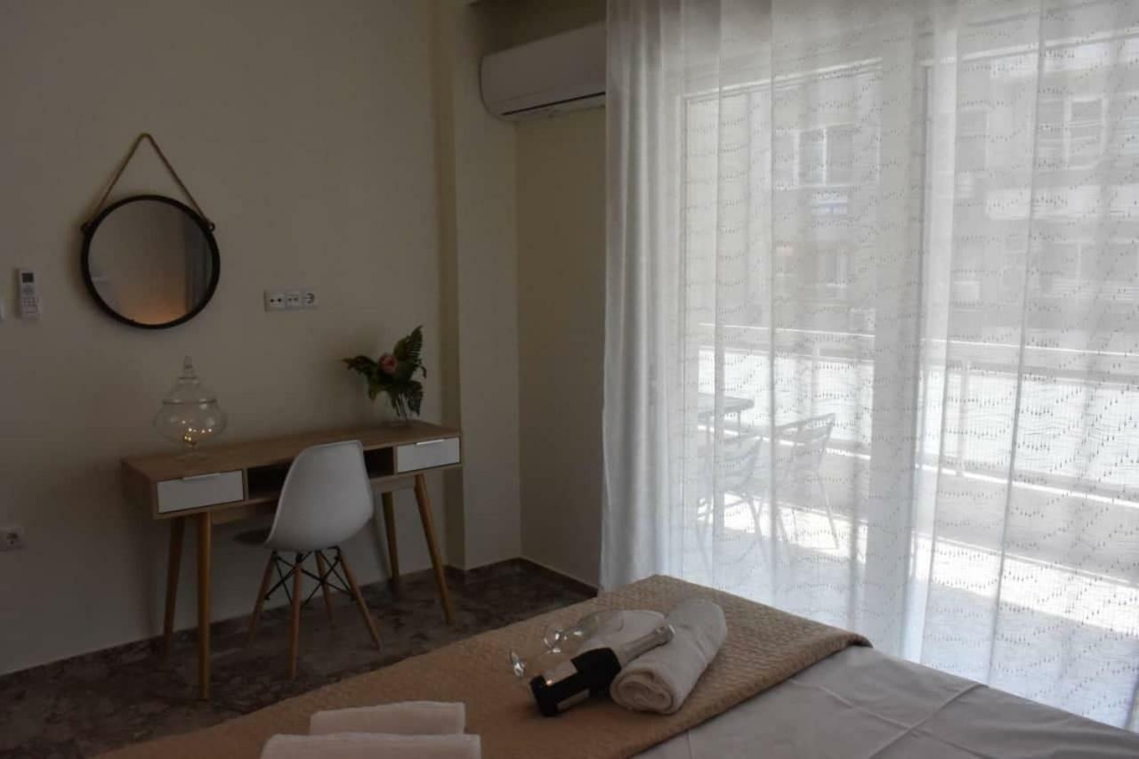 Chrysafenia & Leandros Downtown Apartment Kavála Luaran gambar